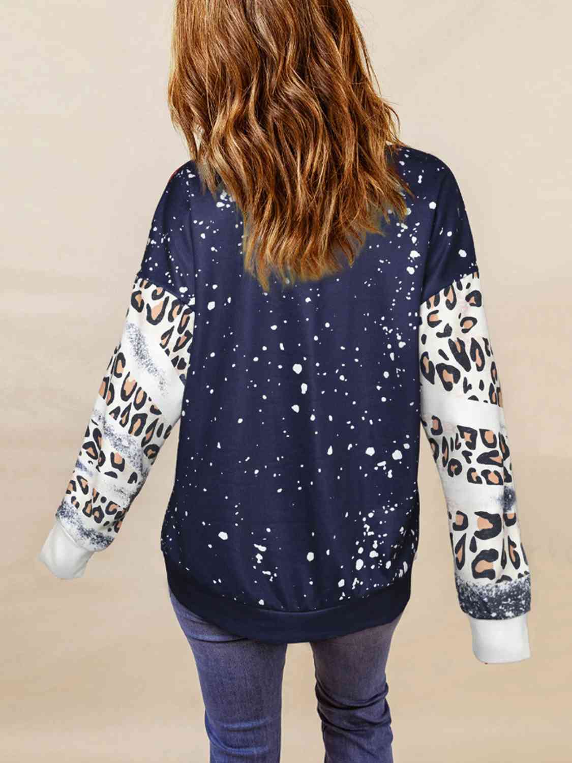 Plus Size Graphic Leopard Christmas Sweatshirt