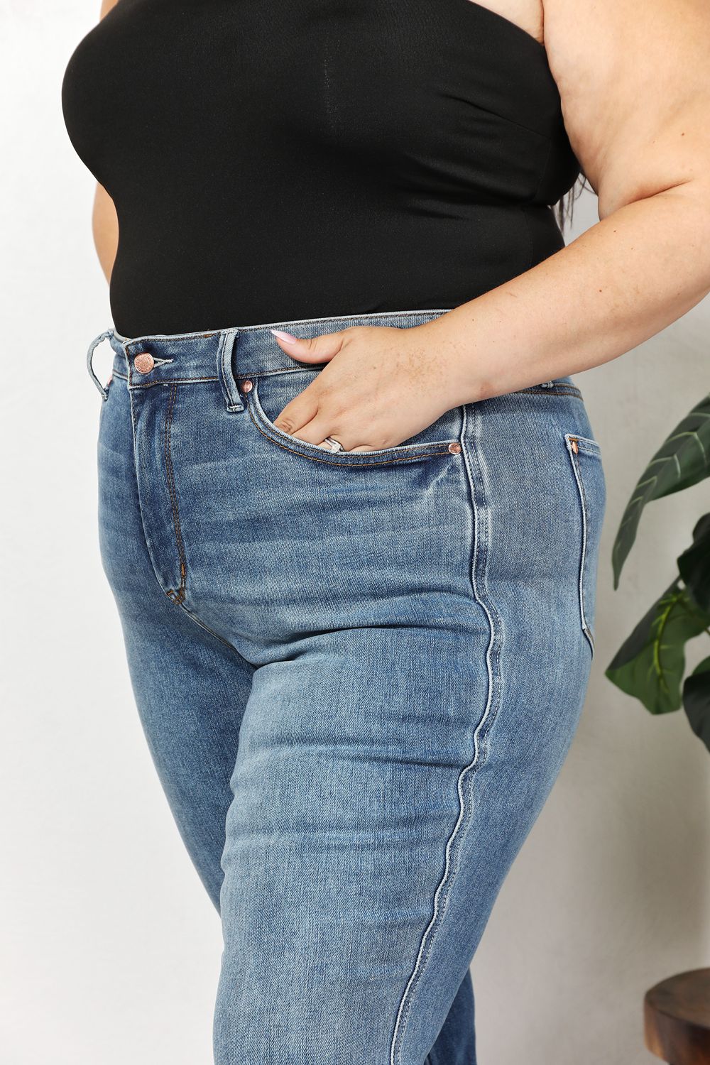 Judy Blue Full Size High Waist Jeans/Pants with Pockets