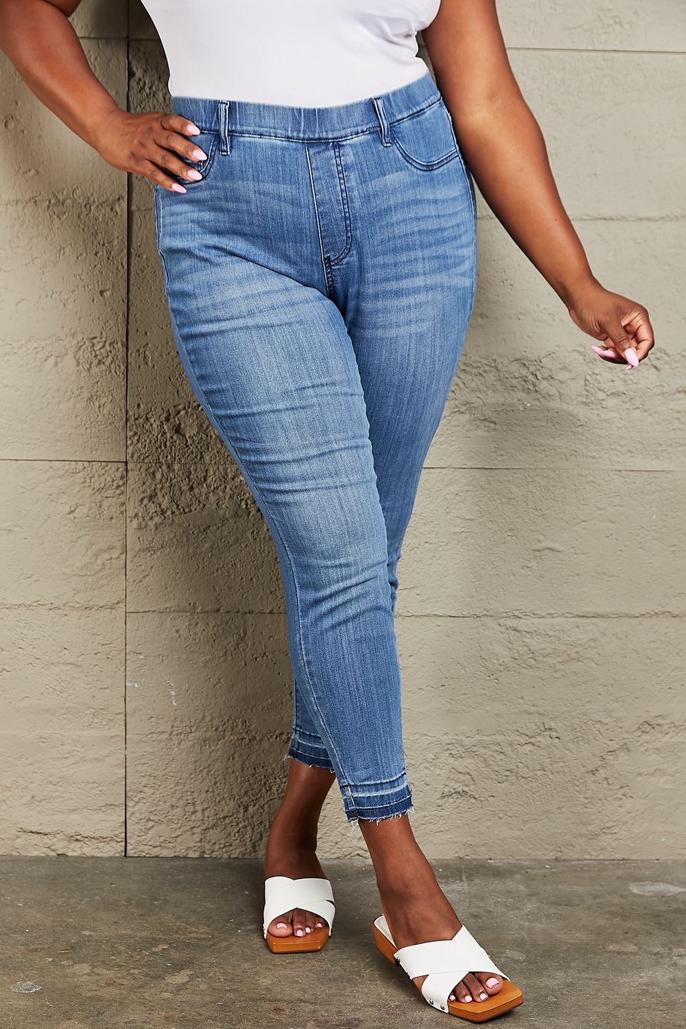 Judy Blue Janavie Full Size High Waisted Pull On Skinny Jeans/Pants