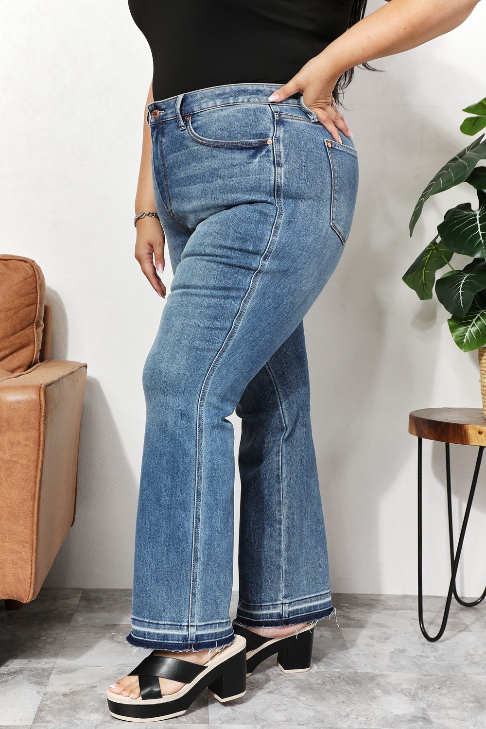 Judy Blue Full Size High Waist Jeans/Pants with Pockets