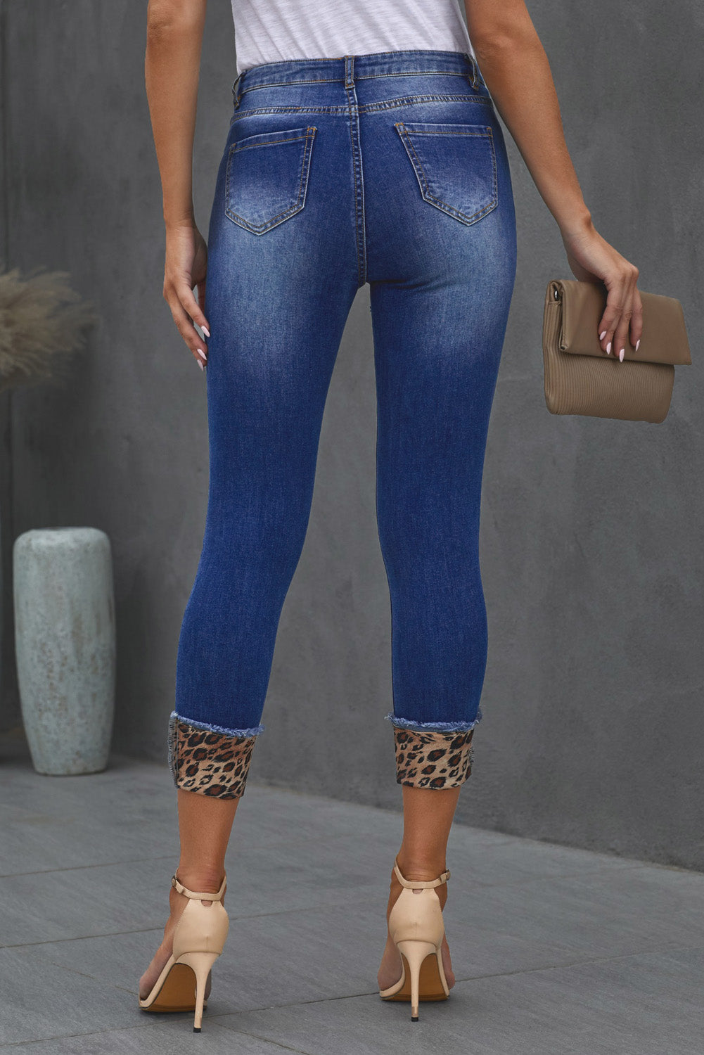 Baeful Leopard Patch Distressed Cropped Jeans/Pants